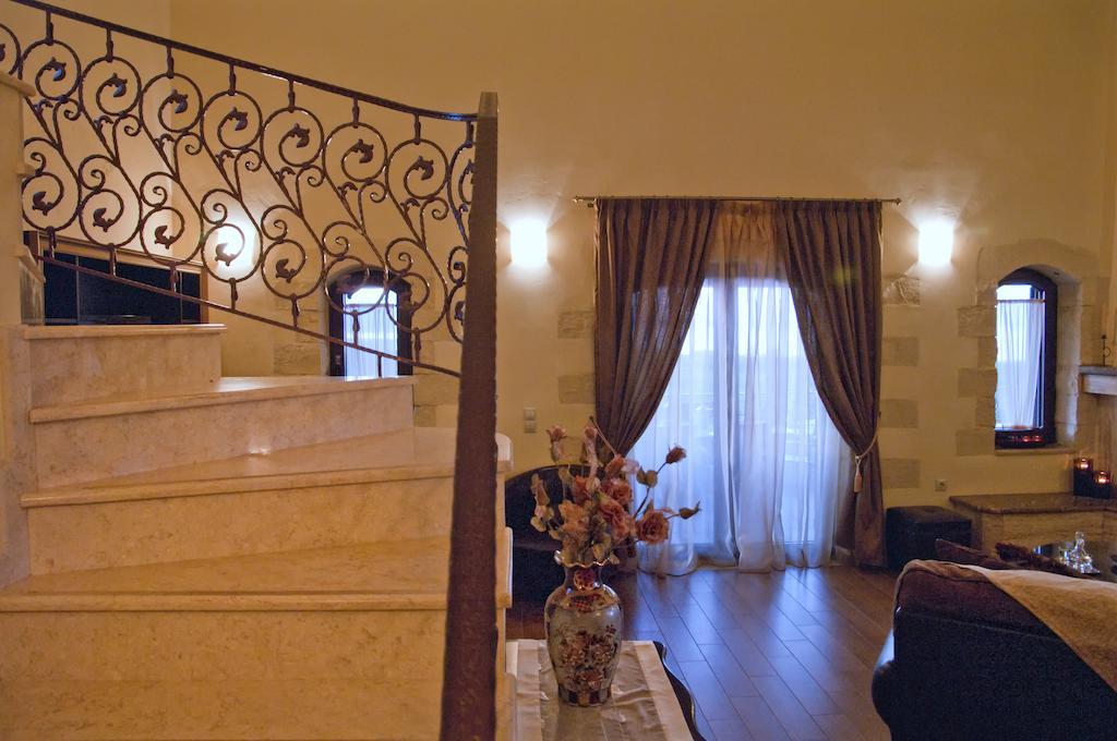 Giovanta Villa Kondomarion Habitación foto